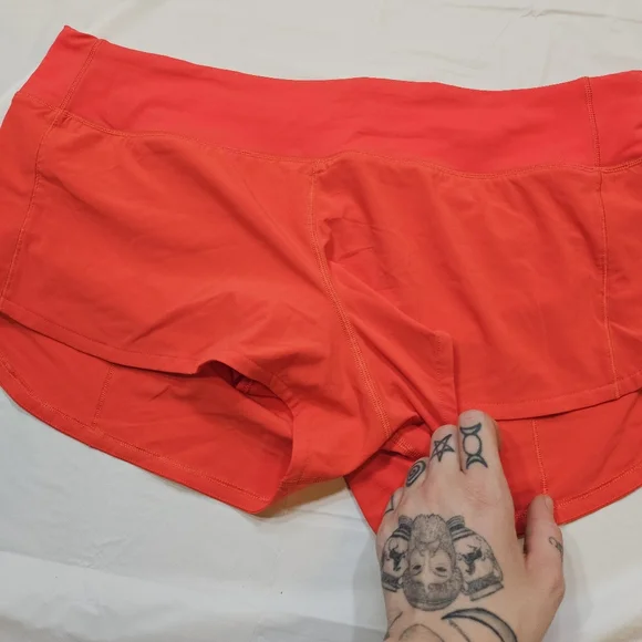 NWOT Lululemon Speed Up Short 2.5" (Carnation Red) - Picture 10 of 13